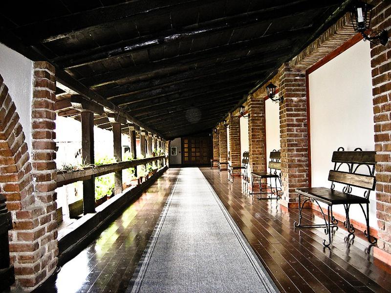 Hotel Restaurant Bujtina E Gjelit Тирана Экстерьер фото
