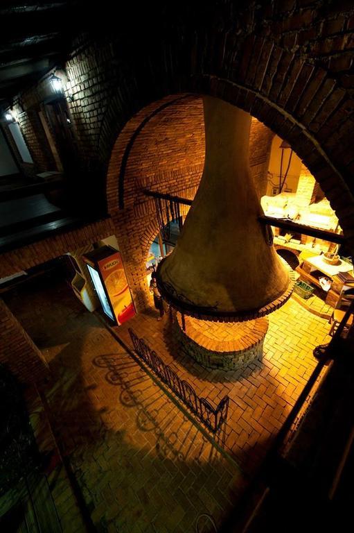 Hotel Restaurant Bujtina E Gjelit Тирана Экстерьер фото
