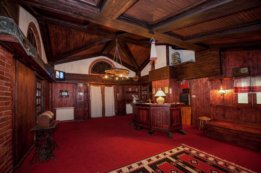 Hotel Restaurant Bujtina E Gjelit Тирана Экстерьер фото