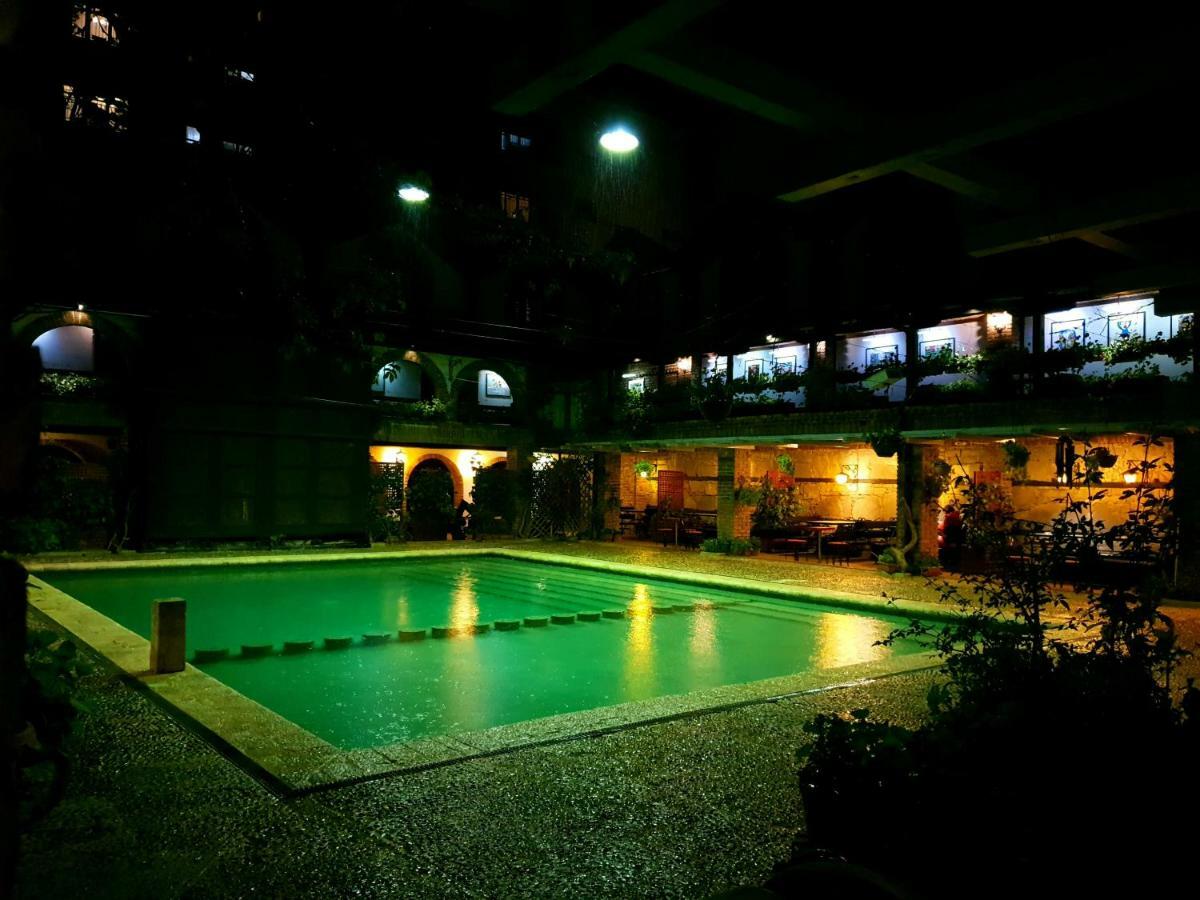 Hotel Restaurant Bujtina E Gjelit Тирана Экстерьер фото